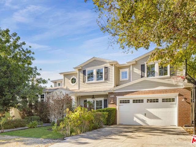 House for sale in Canoga Park, California