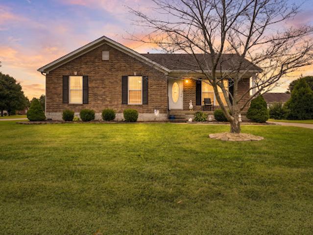 House for sale in Mount Washington, Kentucky
