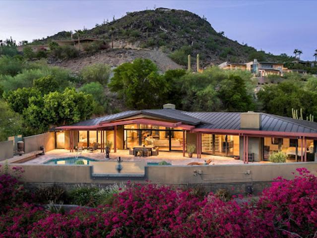 House for sale in Paradise Valley, Maricopa County