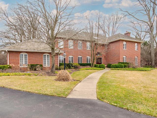 House for sale in Lake Forest