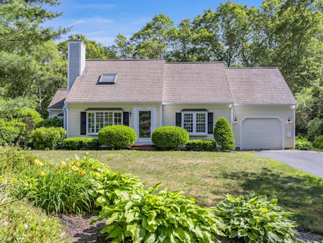 House for sale in Marstons Mills