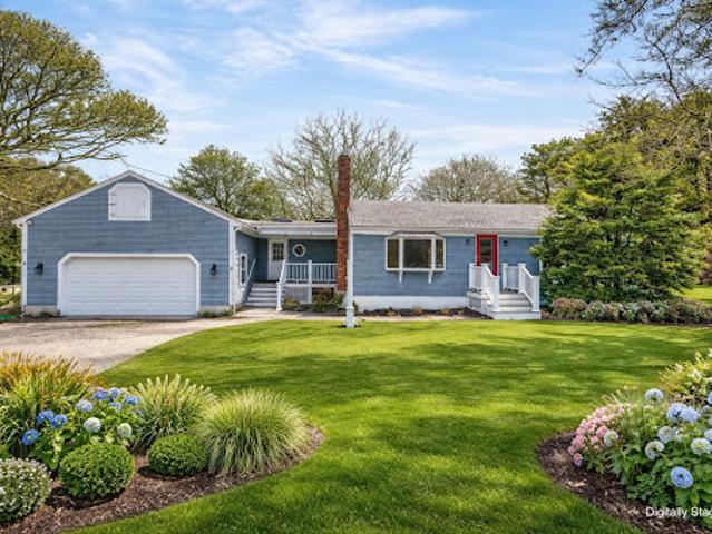 House for sale in North Truro, Massachusetts