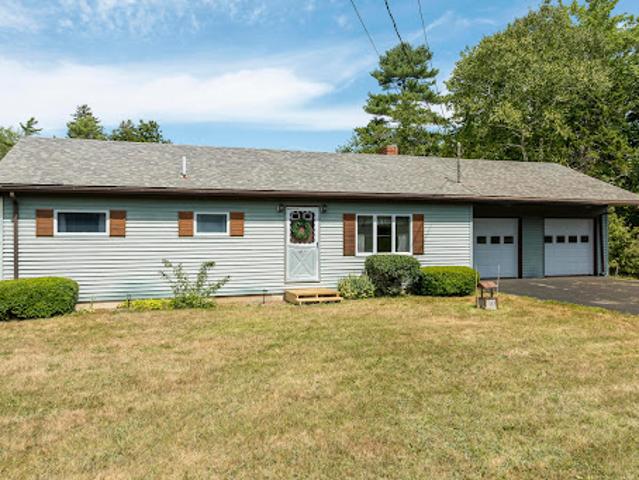 House for sale in Cushing, Maine