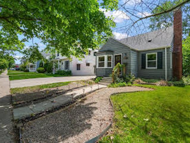 House for sale in Berkley House for sale in Berkley