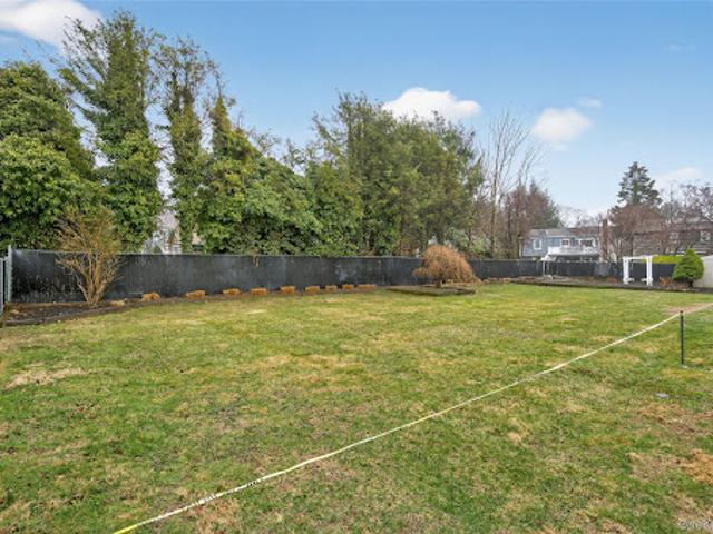 House for sale in Huntington, New York