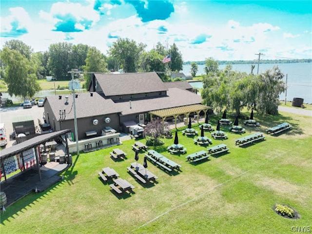 House for sale in Canastota, New York
