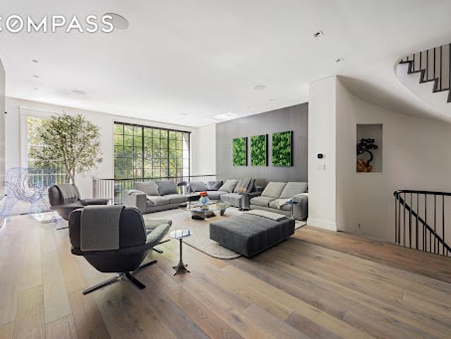 House for sale in Arverne, New York