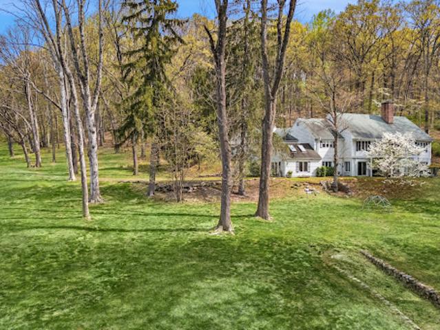 House for sale in Far Hills, New Jersey