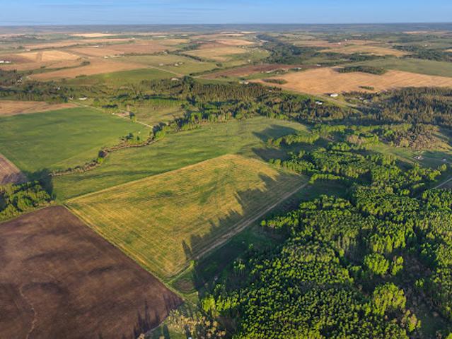 House for sale in Crossfield, Alberta