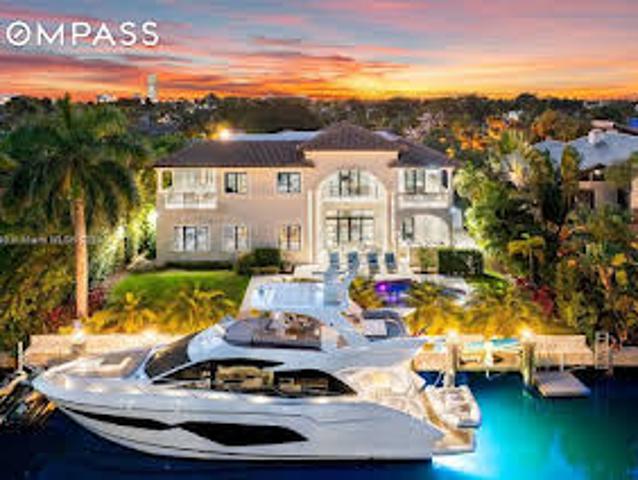 House for sale in Hallandale