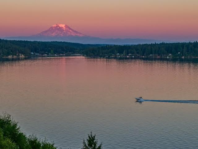 House for sale in Washington