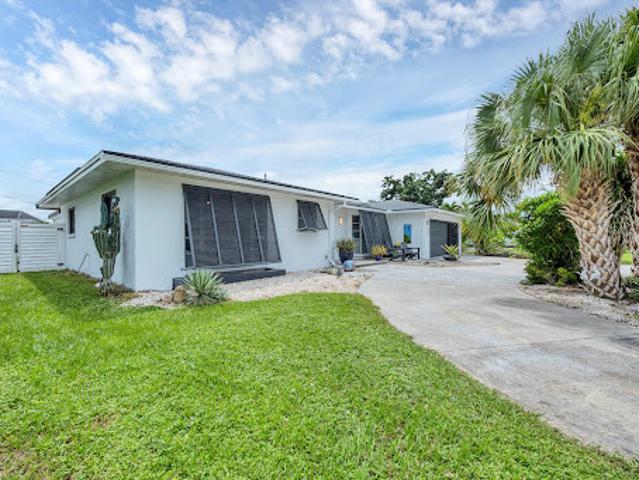 House for sale in Canoga Park, California