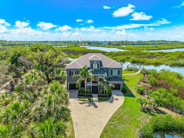 House for sale in Tarpon Springs, Florida