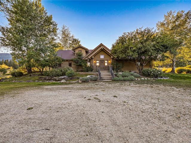 House for sale in Ravalli, Montana