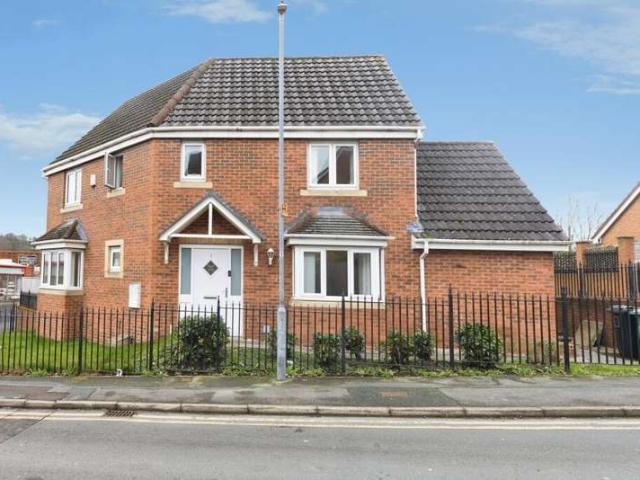 House for sale in Spen, Cleckheaton