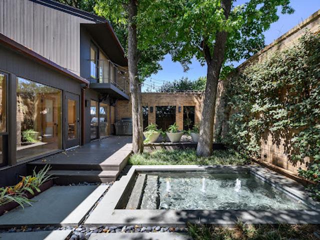 House for sale in Dallas, Texas