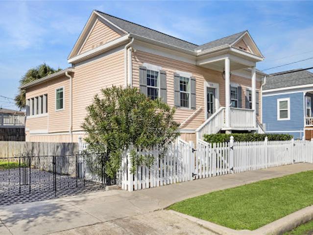 House for sale in Galveston
