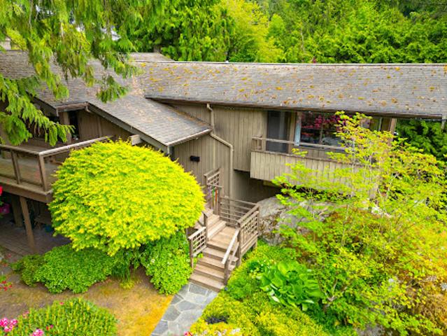 House for sale in West Vancouver, British Columbia