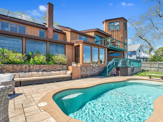 House for sale in East Lyme, Connecticut