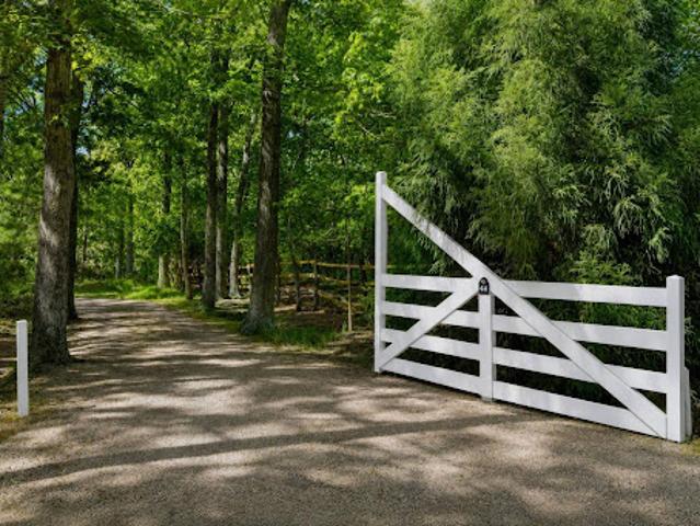 House for sale in Wainscott, New York