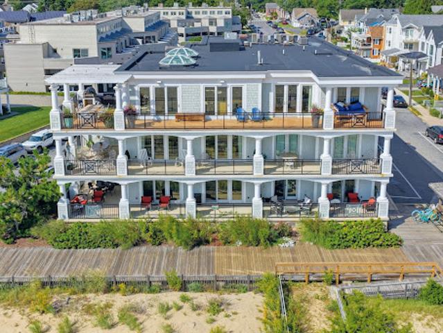 House for sale in Rehoboth Beach, Sussex County