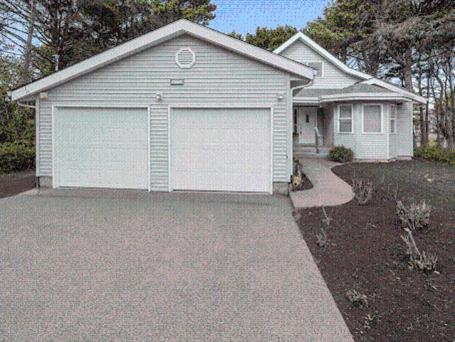 House for sale in Oregonia