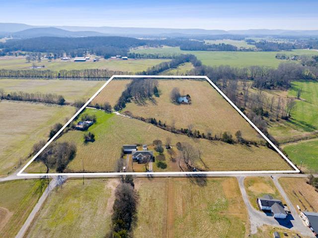 House for sale in New Hope, Alabama