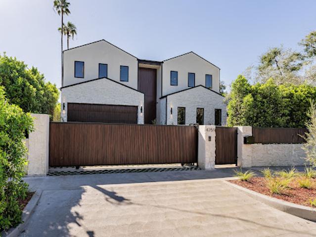House for sale in Encino Neighborhood Council District, Los Angeles