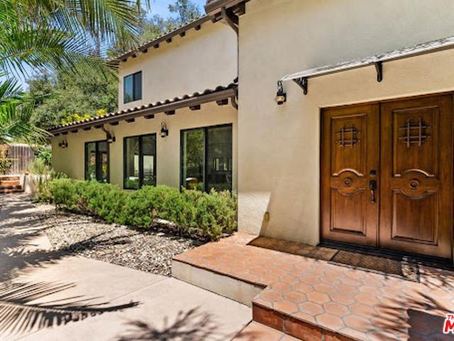 House for sale in Canoga Park, California