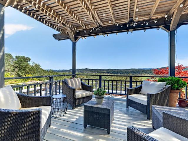 House for sale in Geyserville, California