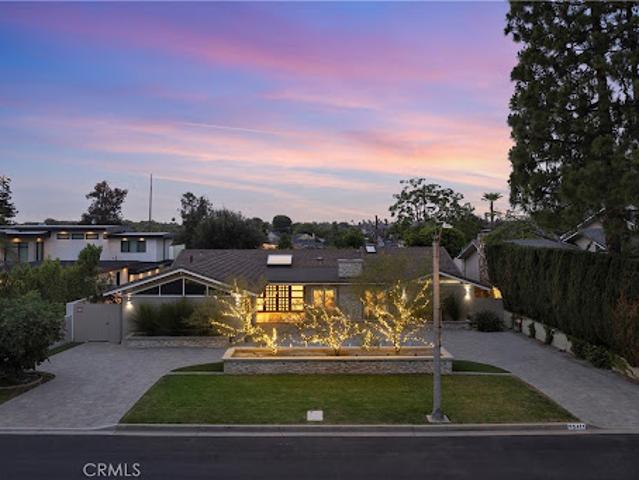 House for sale in Long Beach, California