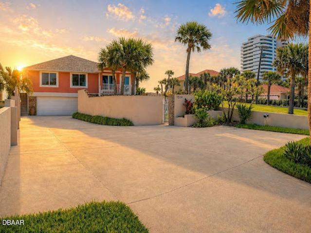 House for sale in Daytona Beach, Florida