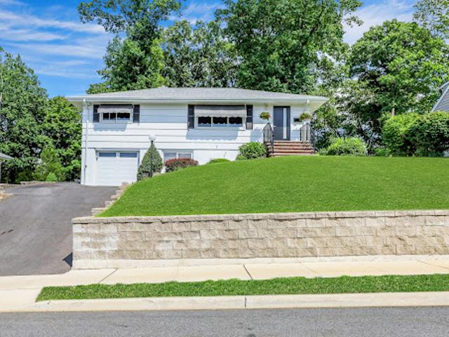 House for sale in Passaic, New Jersey