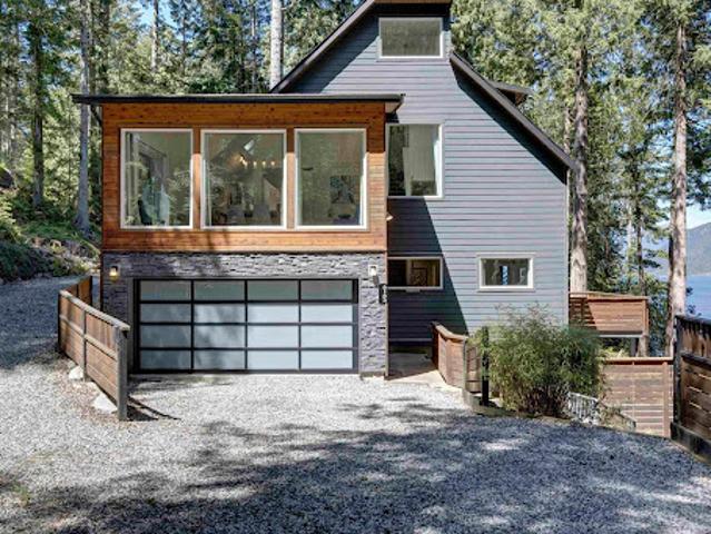 House for sale in Sechelt, British Columbia