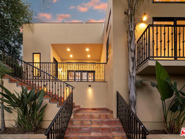 House for sale in Woodland Hills-Warner Center Neighborhood Council District, Canoga Park
