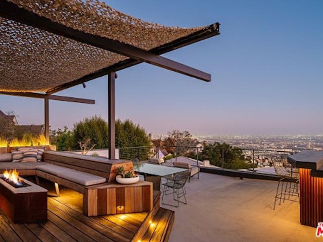 House for sale in Canoga Park, California