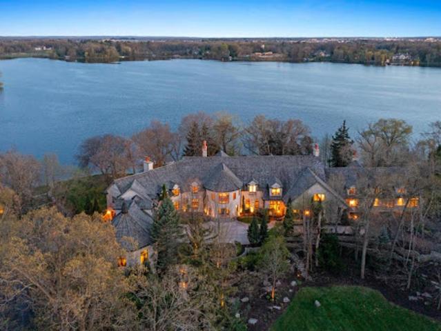 House for sale in Oconomowoc, Wisconsin