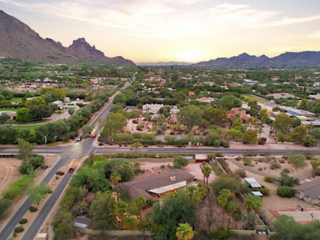House for sale in Paradise Valley, Maricopa County