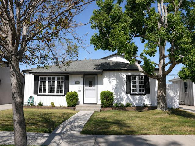 House for sale in Manhattan Beach, California
