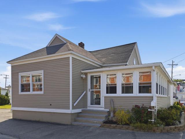 House for sale in Maine
