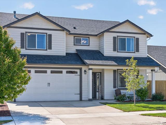 House for sale in Oregonia