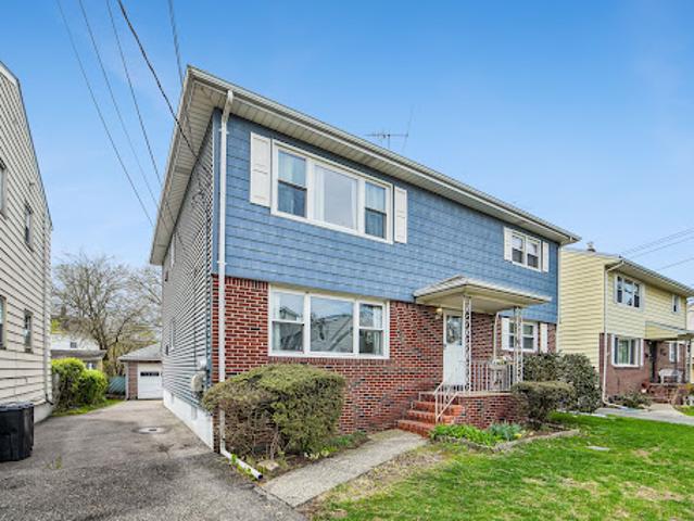 House for sale in Bloomfield, New Jersey