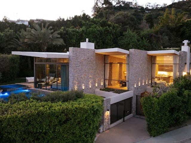 House for sale in Canoga Park, California