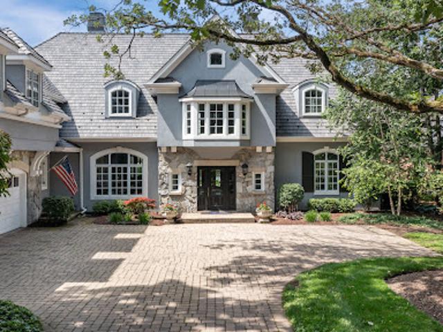 House for sale in Illinois