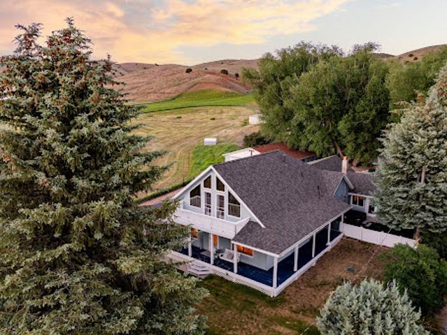 House for sale in Coalville, Utah