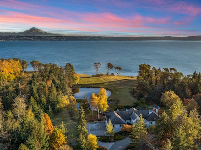 House for sale in Vashon, Washington