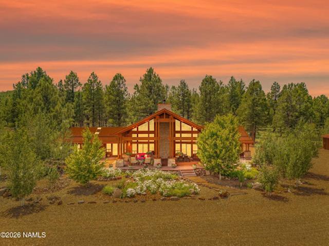 House for sale in Parks, Arizona