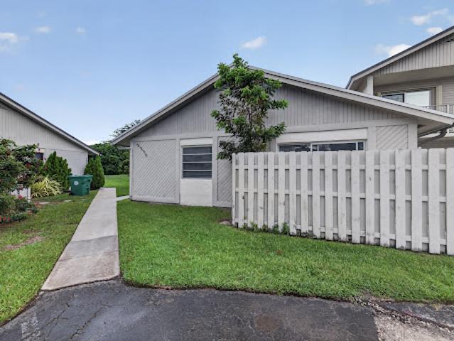 House for sale in Davie, Broward County