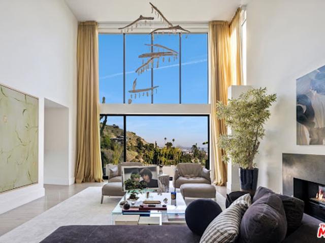House for sale in Canoga Park, California