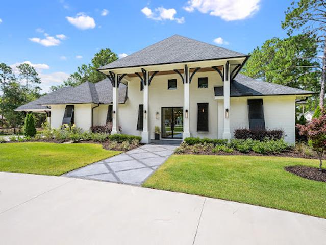 House for sale in Gulf Shores, Alabama